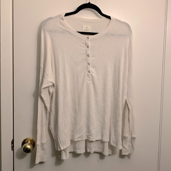 AERIE OFFLINE OVERSIZED LONG SLEEVE TOP - Picture 1 of 4